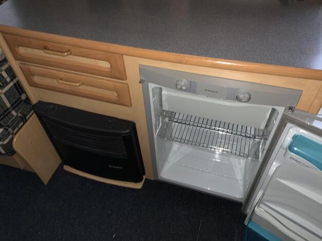 Elddis Crusader Hurricane 470 MOVER - OVEN - AIRCO