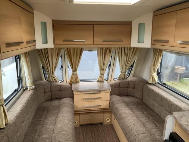 Elddis Avante 470