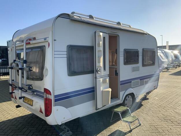 Hobby De Luxe 450 UF Zondag 16 maart open