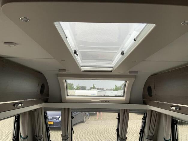 Elddis Affinity 574