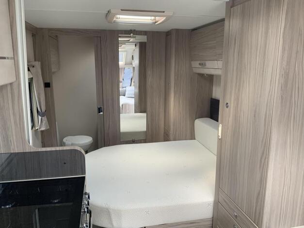 Elddis Avante 554