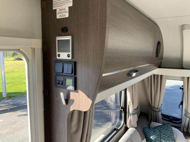 Elddis Affinity 574